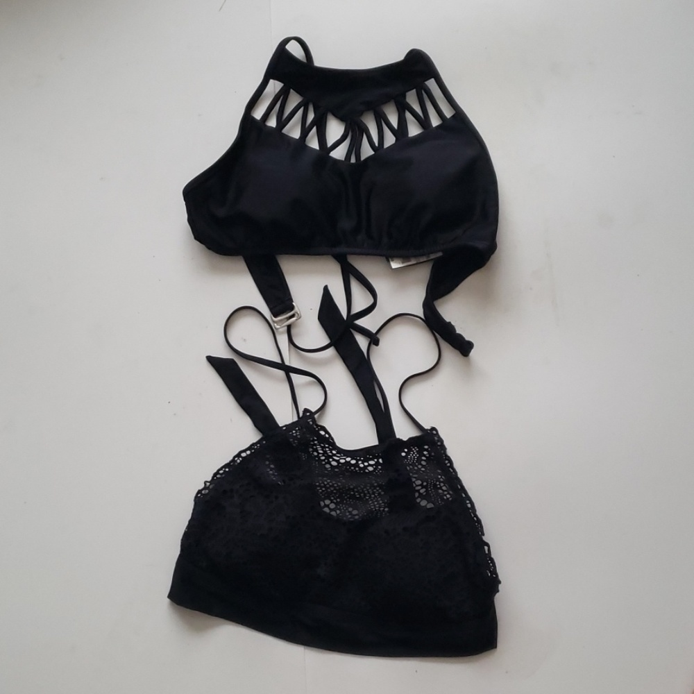 2 black medium bathing suit tops